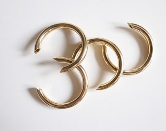 4 pieces of PLATED vintage cut raw brass tube round shape curve bead cap 25mm OD 3/4 circle in GOLD color