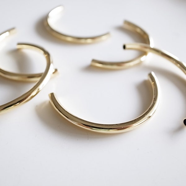 8 pieces of vintage cut raw brass tube round curve shape 40mm across  with new plating in gold color half circle