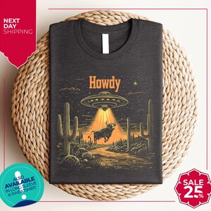 Howdy Western Cow UFO Tshirt | Vintage Cowboy Alien T-shirt | Vintage 90s Shirt | Washed Shirt | Vintage Disttressed Shirts | Vintage Alien