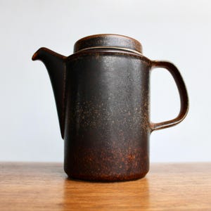 Ulla Procopé Designed Ruska Coffee Server by Arabia of Finland, Modern Scandinavian Design, Rich Bronze w/ Pink & Yellow-Green Highlights