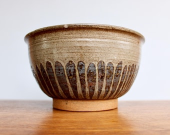 TE Stoneware Unmovable 9" Mixing Bowl, Heavy Bottom Weighted Iridescent Plum Tenmoku Lotus Pattern on Sage, MCM Handcrafted Studio Pottery
