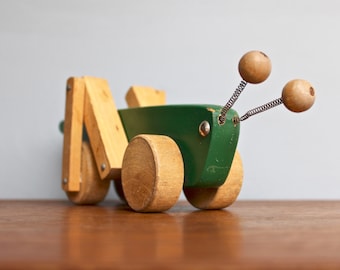 1960s Juho Jussila crafted Jukka Finland Wooden Grasshopper, Original Green Paint, Vintage Finnish Colorful Toy Art for Display or Play