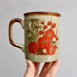 Vtg Japan Stoneware Mug w/ Bright Orange Red Hollyhock Flower Decal, Designed for Retail at Taylor & Ng Department Store in San Francisco