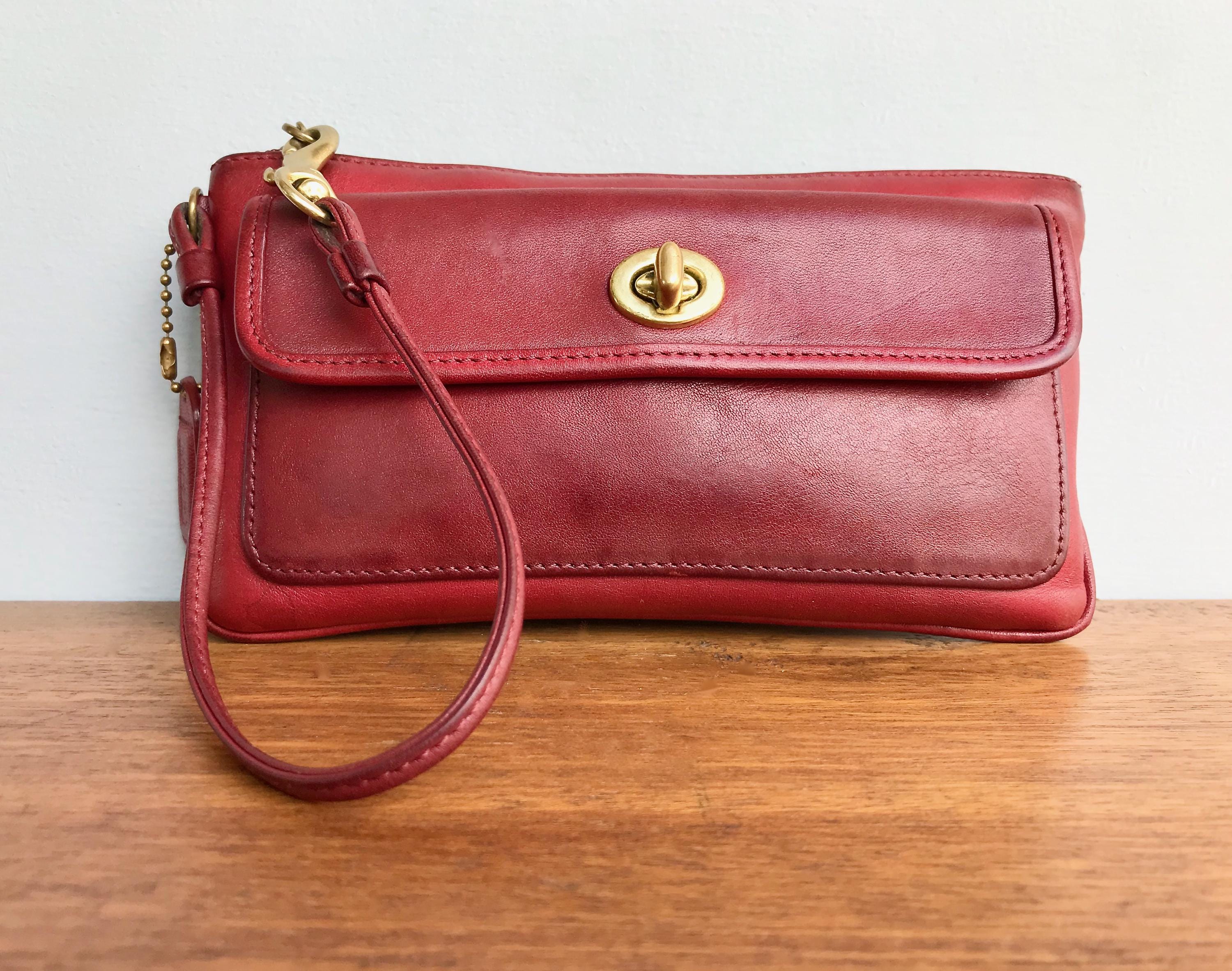 Coach Handbag Accessory Pouch　y2k red Vintage Y2K Coach Red Mini Leather Square Soho Shoulder Bag