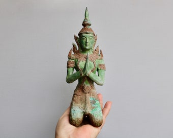 20th Century Bronze Thepanom, Buddhist Cast & Hand-Hammered Bronze Statue, Gorgeous Thailand Bronze Angel - Beautiful  Verde-Gris
