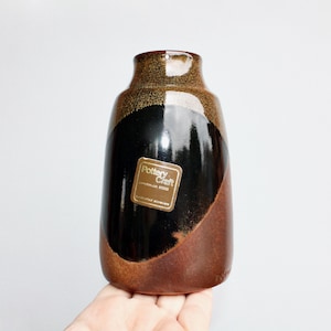 Vintage Pottery Craft U.S.A - 1970s California Stoneware Pottery Vase, Arts & Crafts Movement, Classic Modern Dimensional Layered Glaze