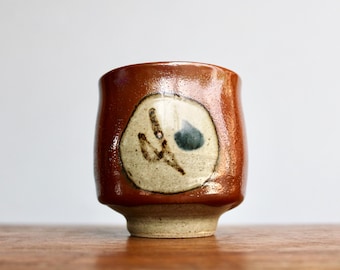 Vintage Japanese Pottery Mashiko Kaki Glaze Yunomi - Mid Century Studio Pottery - Handcrafted in Tochigi Prefecture, Shōwa Period Japan