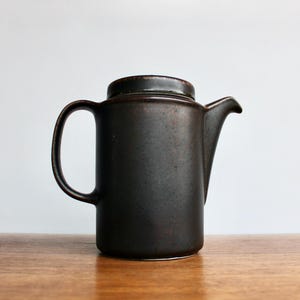 Ulla Procopé Designed Ruska Coffee Server by Arabia of Finland, Crafted in Finland, Modern Scandinavian Design, Glaze Skips on Handle
