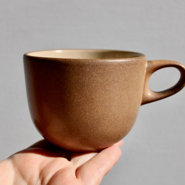 1 Large Heath 10oz Cappuccino Mug - Edith Heath Pottery of California 10oz Capacity Coupe Mug in Classic Sandalwood, American Modern Design