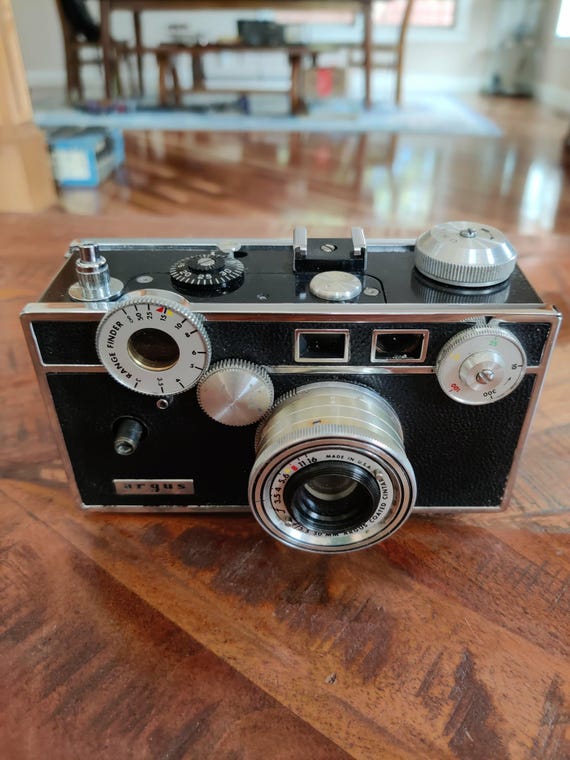 Argus C3 Standard Rangefinder Film Camera-cintar 50mm Lens-leather