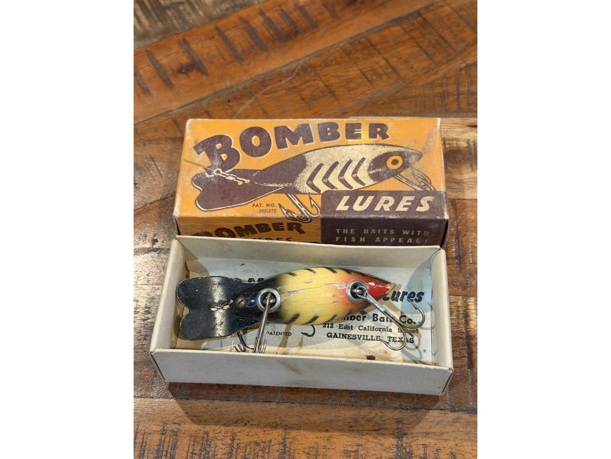 collectable australian fishing lures Reef Original Handmade Wood Lure What is the value and