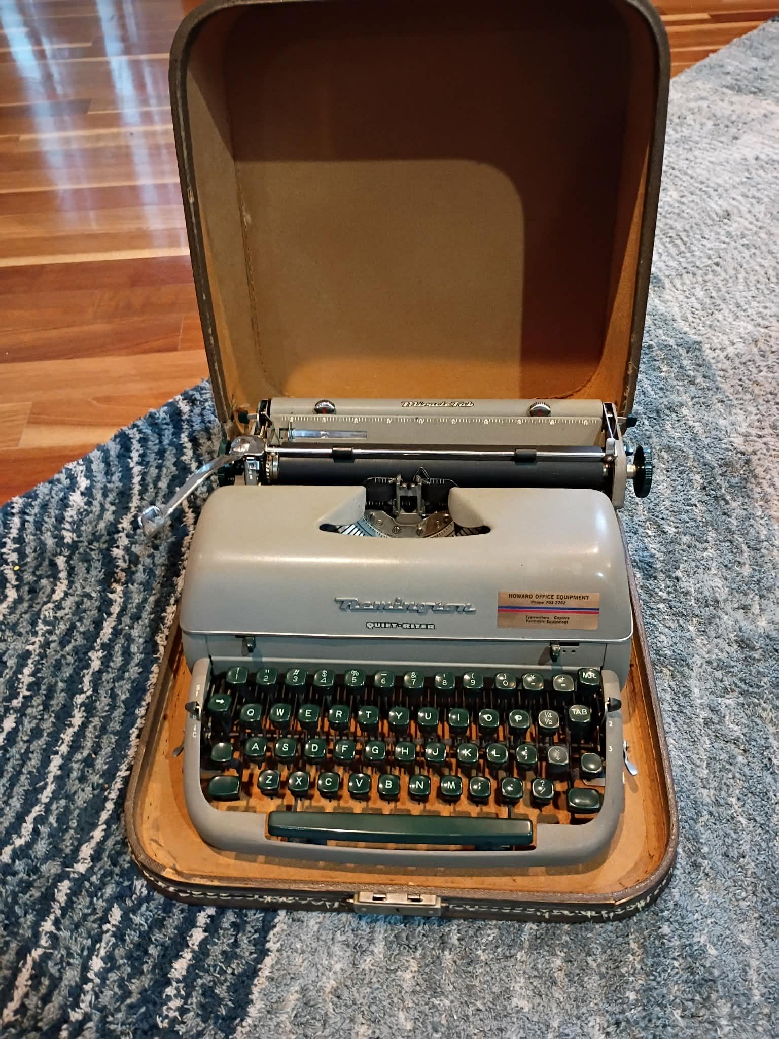 Remington Quiet-riter Portable Typewriter 1950s W Case - Etsy