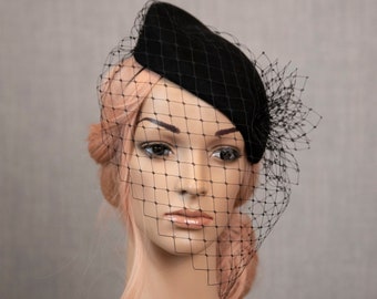 Black beautiful percher hat with face veil. Black fascinator hat.