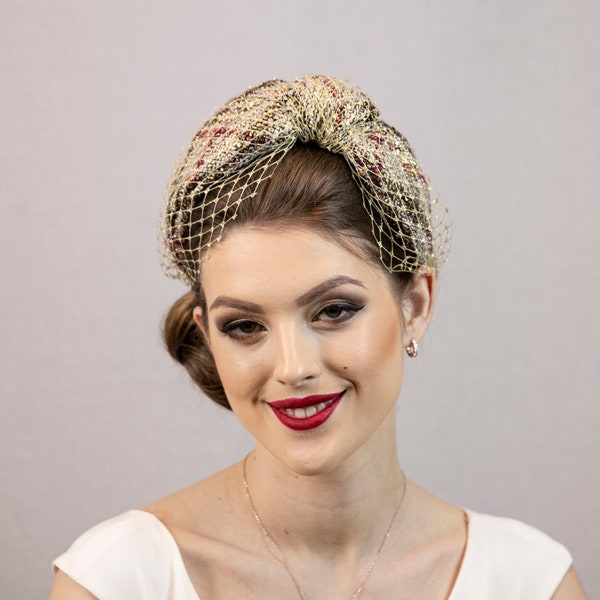 Bandeau turban. Bonnet large.