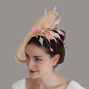 Champagne saucer hat. Kentucky Derby hat. Wedding guest hat for women.