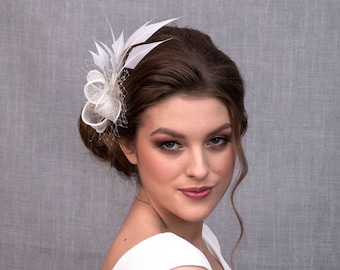 Hochzeit Fascinator weiß. Weißer Feder Fascinator für deine besonderen Anlässe.