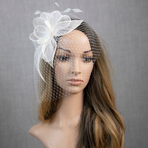 White wedding fascinator with feathers image 5
