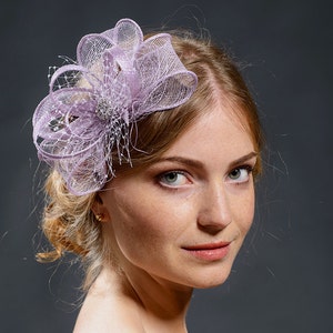 Lavendel purple bow fascinator, lovely light purple fascinator for your special occasions