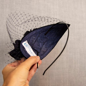 Dark navy blue fascinator hat. Elegant blue wedding hat. Blue occasion hat. image 4