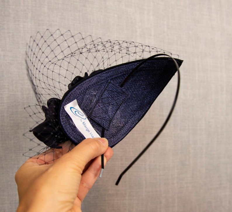 Dark navy blue fascinator hat. Elegant blue wedding hat. Blue occasion hat. image 4