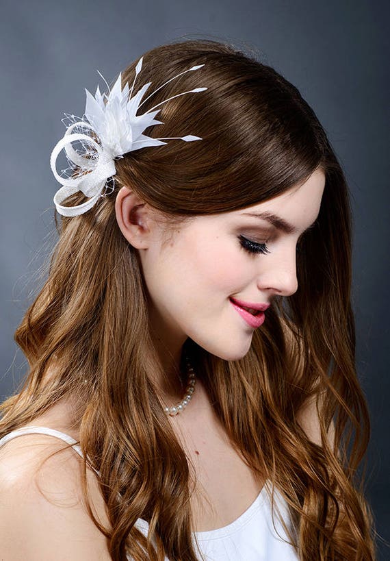 White Small Bridal Fascinator. Etsy Denmark