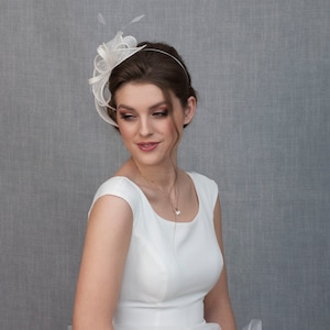 White wedding fascinator with feathers image 8