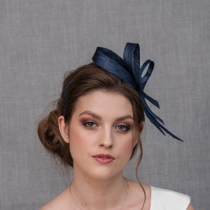 Dark blue fascinator. Modern blue fascinator.