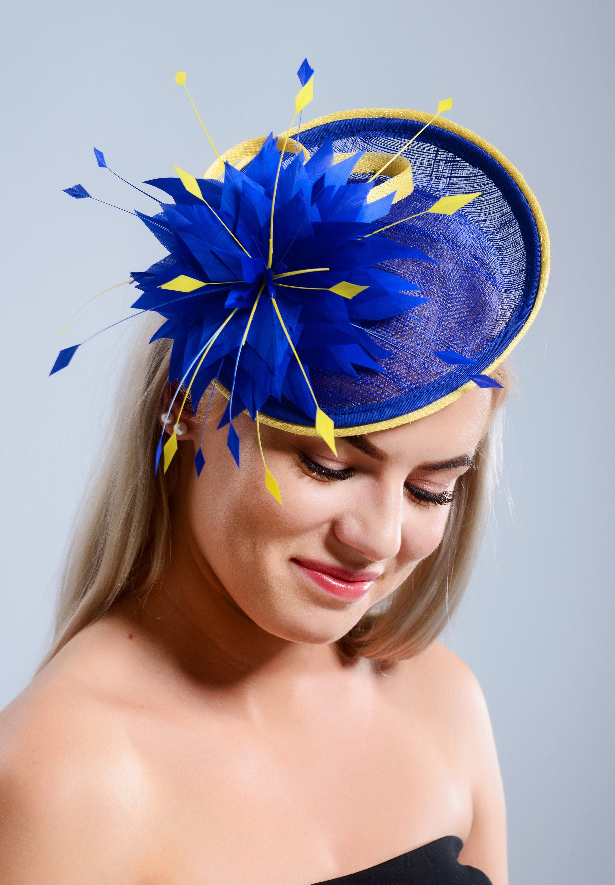 Blue and yellow fascinator Clearance