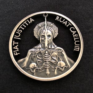 Fiat justitia ruat caelum