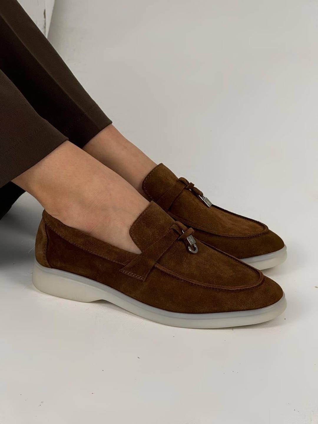 CLASSIC LOAFERS IN TERRACOTTA SUEDE