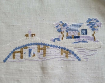 Vtg Oriental Theme cross stitch 40x40 tablecloth w various size Napkins
