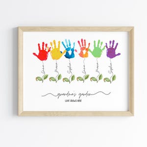 Lavoretti per la festa della mamma per bambini stampabili, giardino della nonna, regalo personalizzato per la scuola materna per la mamma, bouquet di fiori con impronte di mani, biglietto per bambini piccoli