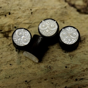 Real gauge,Natural sono wood,shell ,hand made,tribal,plugs,8mm,9mm,10mm,11mm,,organic