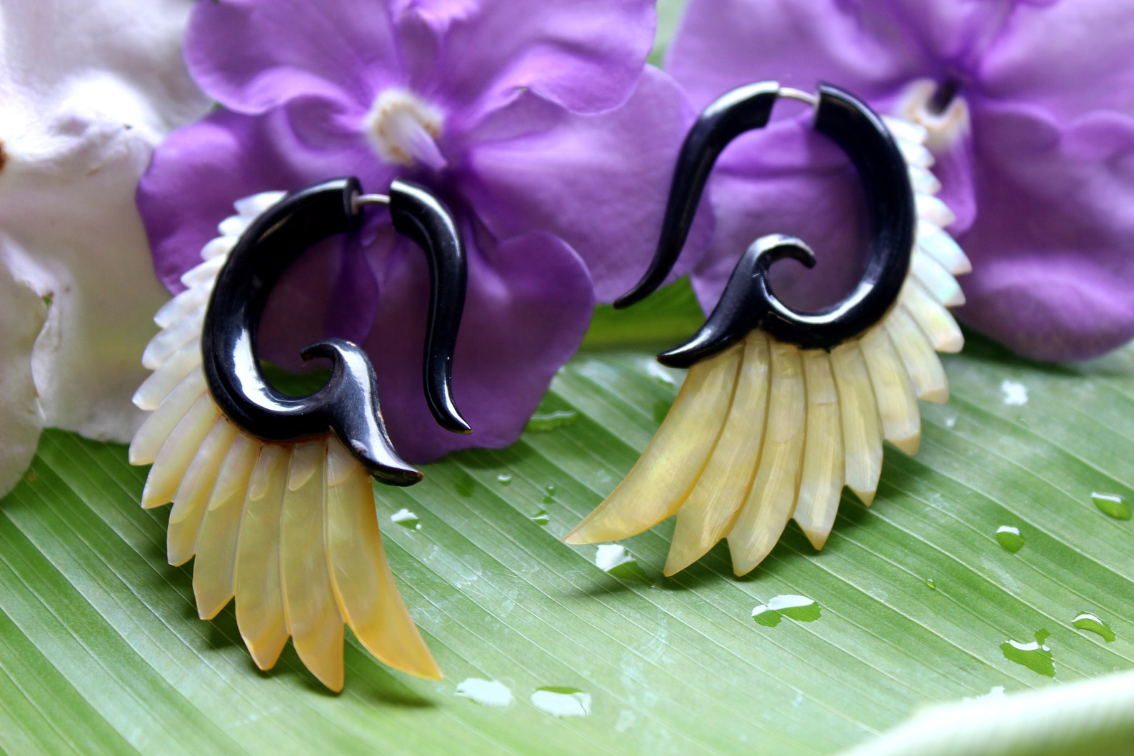 Fake Gauge Earrings Gold Shell & Horn Earrings Spiral Hand Etsy