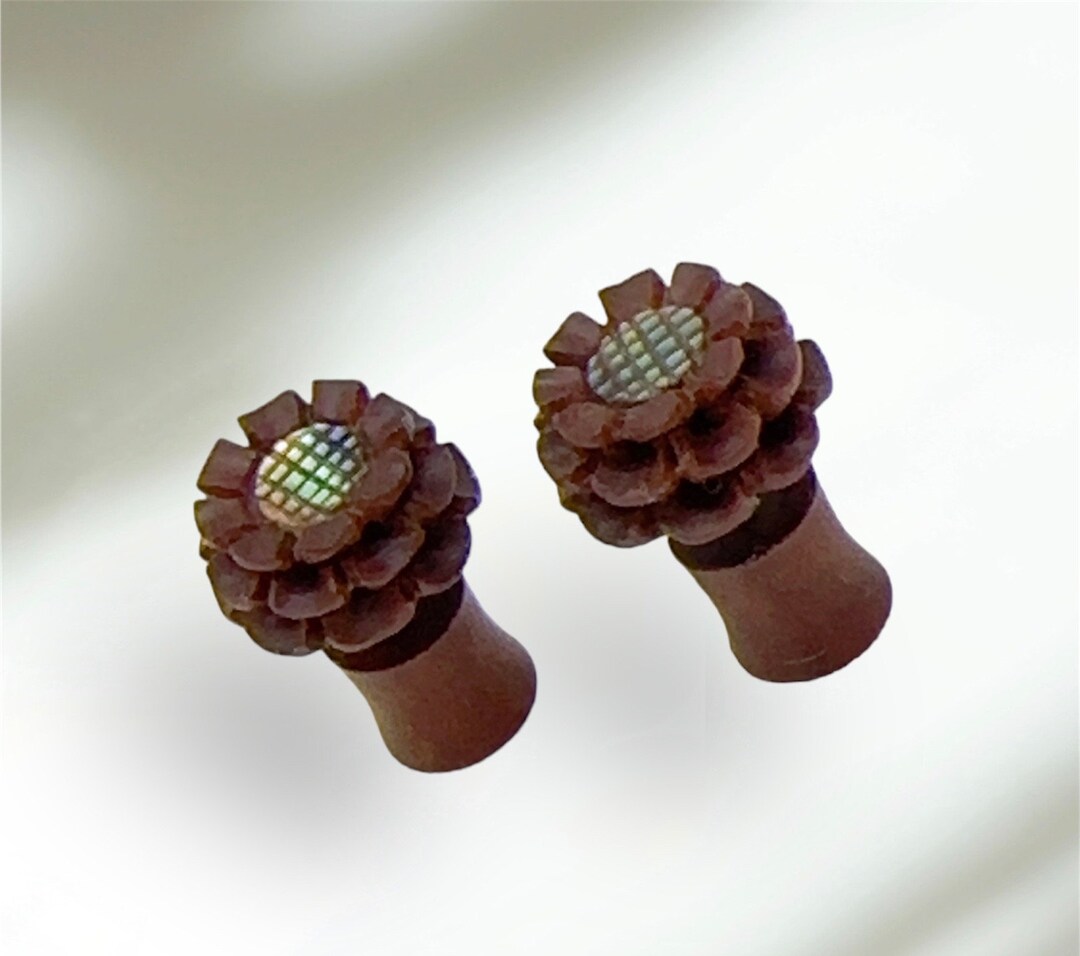 Fake Gauge Earrings ,small ,wood and Shell ,post Earrings