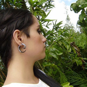 Fake Gauge Earrings Natural horn Tribal Style Split Expanders Organic Hand Carved Fake Piercings M size image 2