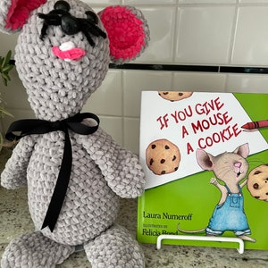 Give a Mouse a Cookie