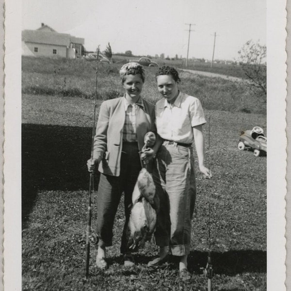 Original Vintage Photo Snapshot Women Fishing Poles Fishermen Show Off Fish Catch 1940s-50s