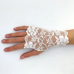 Lace in White, Black or Cream  - Stretch Fingerless Gloves