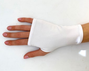 SPF 50 White or Black Stretch Fingerless Gloves