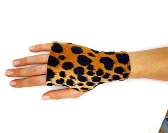 Animal Print Fingerless Gloves. Vintage Influence. One Size Fits All.