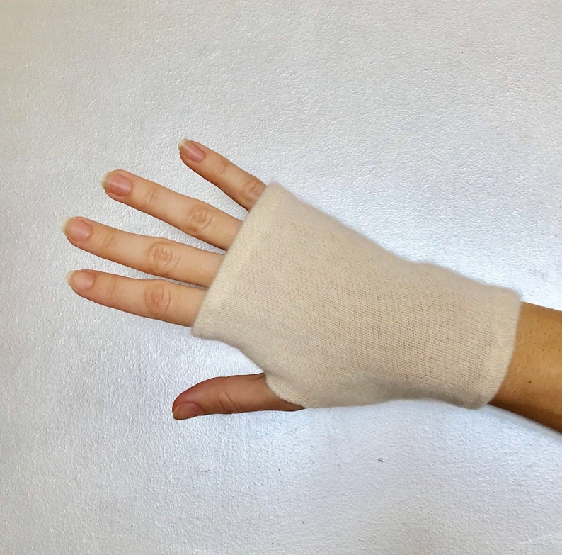 cashmere fingerless gloves