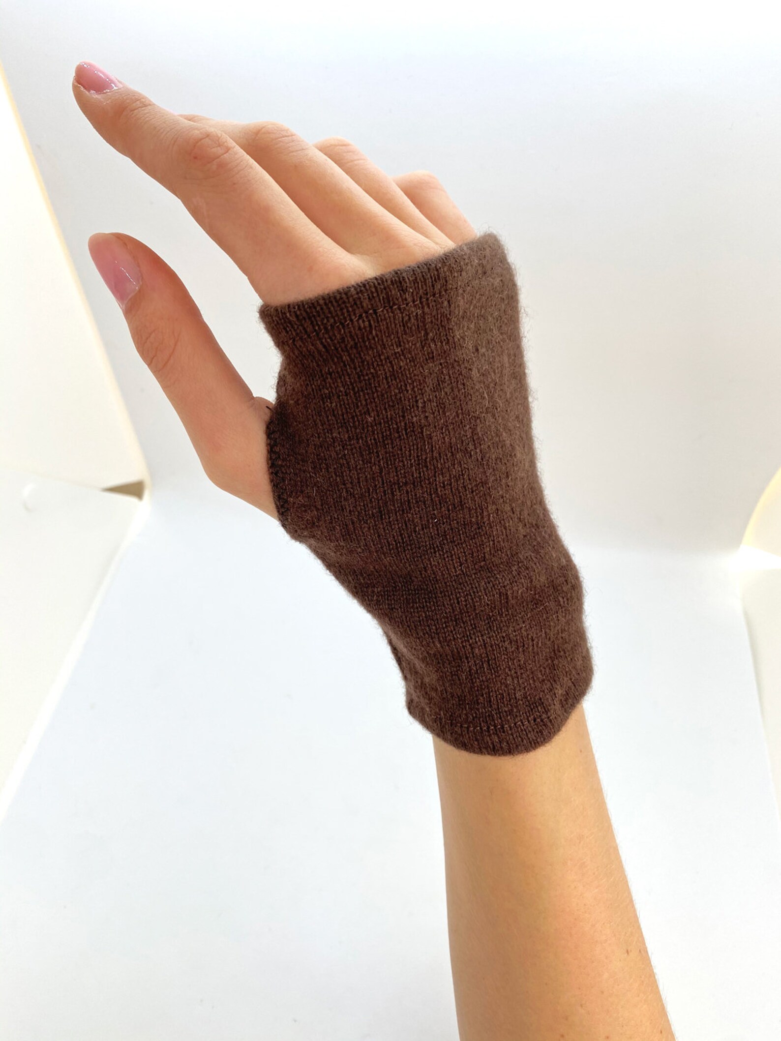 100 Cashmere Brown Fingerless Gloves, Vintage Influence. One Size Fits