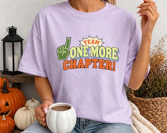 Book Worm Shirt Bookish Merch Book Club Sweatshirt Library Reader Apparel Gift For Book Lover Retro Cute Reading Tops Literature Sweater