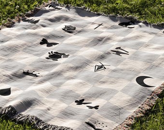 Quicksilver Callie Blanket | Kingfisher Throw | Fantasy Merch Gift | Book Lover Decor | Quicksilver Book Accessories