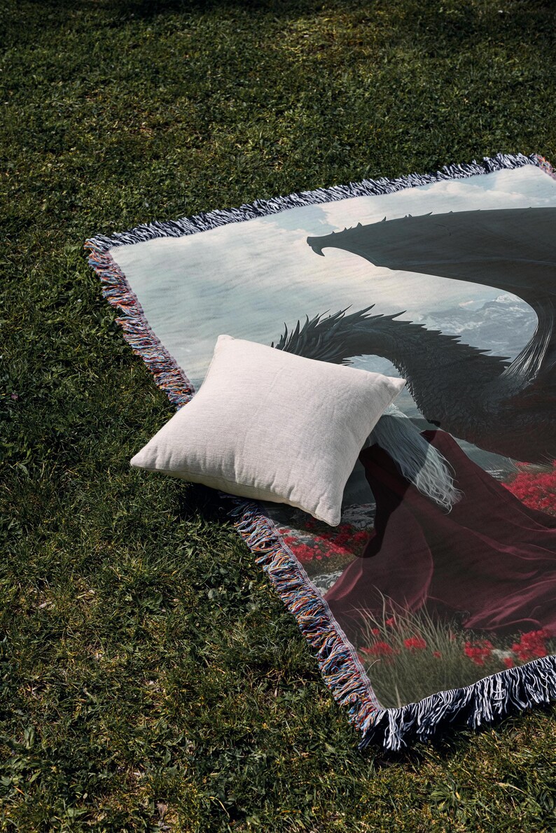 Throne of Glass Woven Blanket Aelin Rowan Dorian Manon & Abraxos Fantasy Book Decor Gift for TOG Fans and Cozy Bookish Reading Vibes image 2