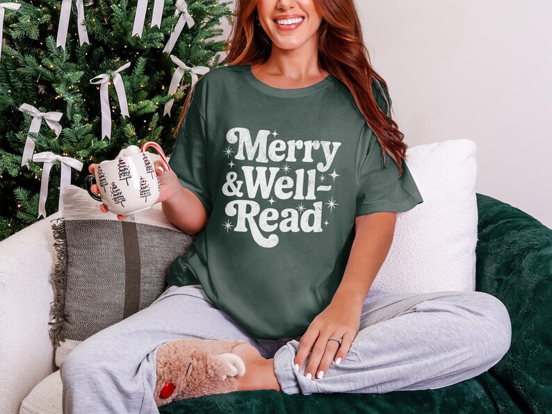 Merry and Well Read Shirt, Christmas Holiday Tee, Festive Graphic T-Shirt, Holiday Season Top, Christmas Reading Lover Gift