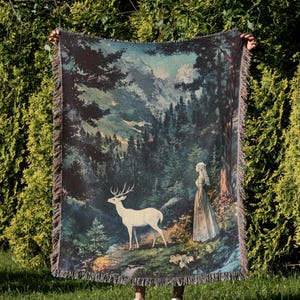 Throne of Glass Woven Blanket Fantasy Throw for Book Lovers Cozy Bookish Gift Inspired by Sarah J Maas Series