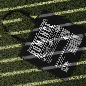 Romantikläsare tygväska bokälskare present läsare bokpresent bokpresent bokhandel merchandise mörk romantik bokmal present till henne födelsedagspresent bokmerchandise