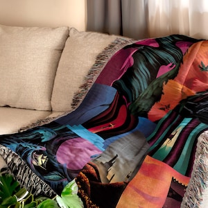 TOG Woven Throw Blanket | Kingdom of Ash | Dark Academia & Booktok dragon Tapestry | Literary Fandom Gift Fireheart Blanket